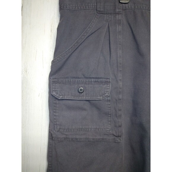 Cabelas Mens Cargo Shorts Size 48 Gray Cotton Stretch Outdoor Pockets Button - Picture 3 of 9
